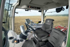 ¿Cuántas personas pueden ir en la cabina de un tractor? cuantas-personas-pueden-ir-en-la-cabina-de-un-tractor