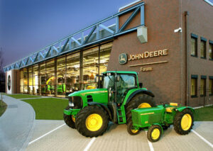 Descubre la expansión global de John Deere: ¿Cuántas fábricas tiene en el mundo? descubre-la-expansion-global-de-john-deere-cuantas-fabricas-tiene-en-el-mundo