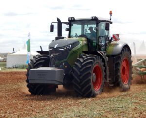descubre-la-potencia-del-tractor-fendt-cuantos-caballos-tiene