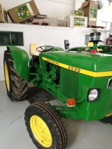 Descubre la potencia del Tractor John Deere 2035: ¿Cuántos caballos tiene? descubre-la-potencia-del-tractor-john-deere-2035-cuantos-caballos-tiene