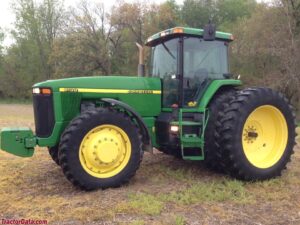 descubre-la-potencia-del-tractor-john-deere-8100-cuantos-caballos-tiene